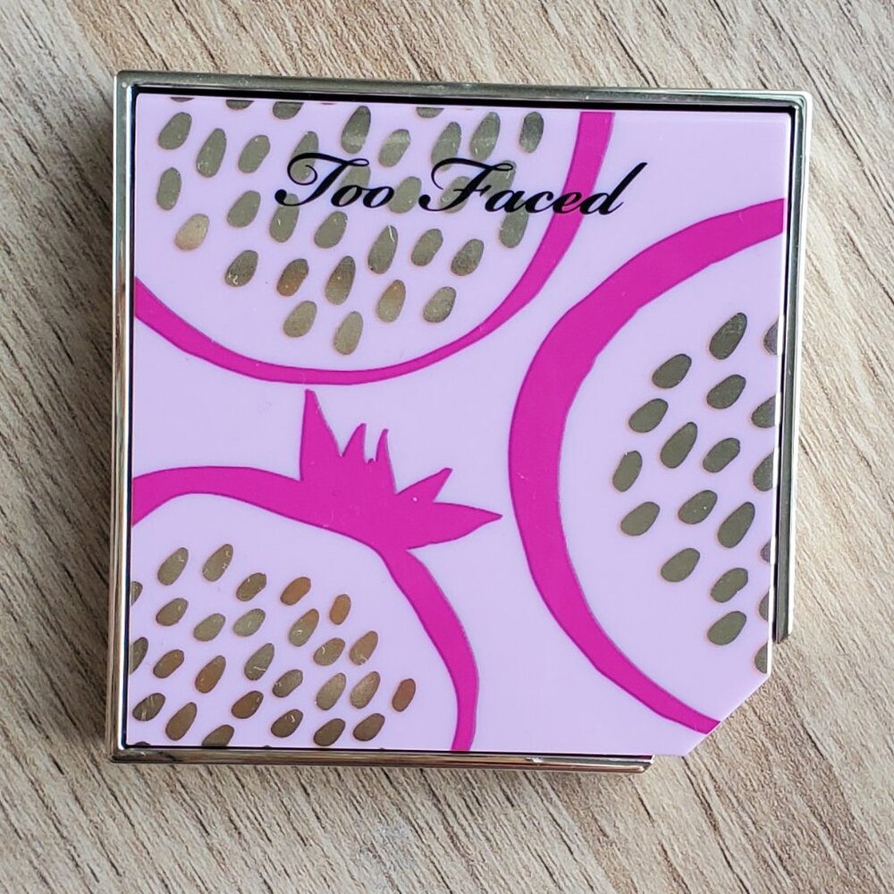 Too Faced Fruit Cocktail blush duo - plumagranate